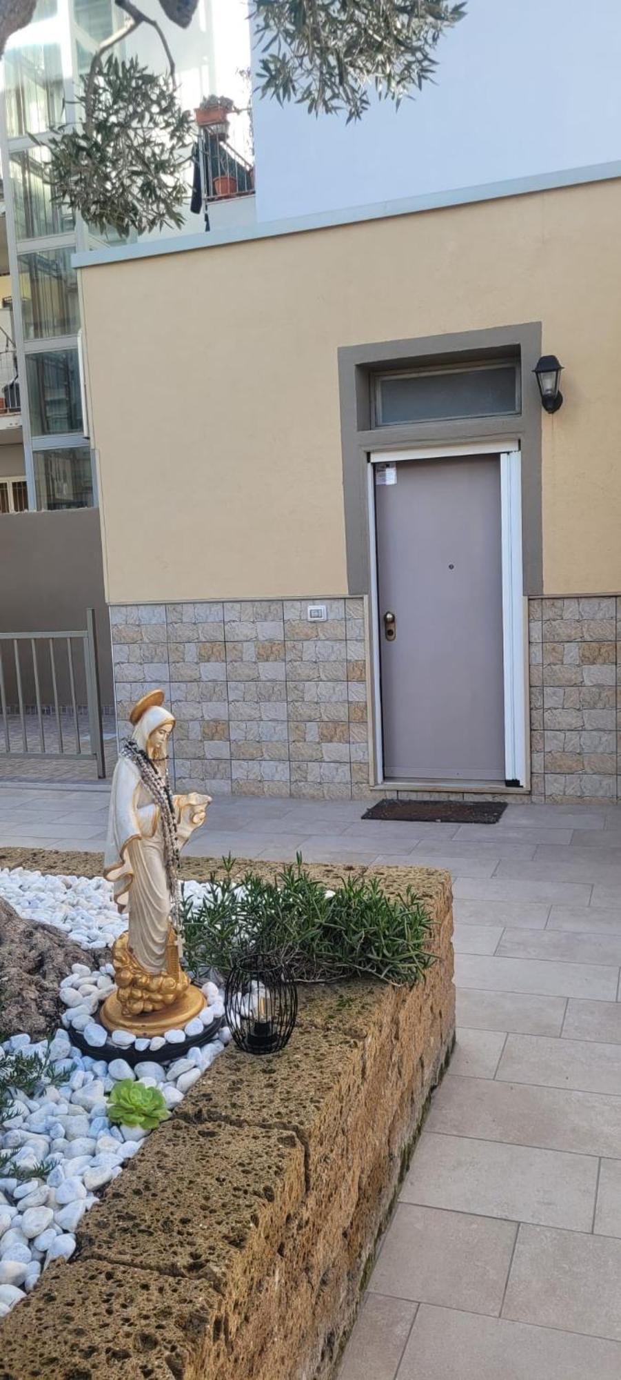 House Del Levante Locazione Turistica Bari Exterior photo